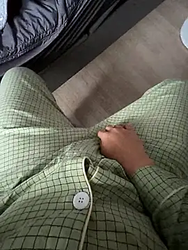 Snapshot of parkpark2 chatting on November 23, 2025, 2:00 am parkpark2 online show from November 23, 2025, 2:00 am