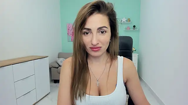 LaraSmelal online show from July 29, 2026, 4:32 am