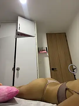 Snapshot of violeta365 chatting on November 9, 2025, 11:36 pm violeta365 online show from November 9, 2025, 11:36 pm