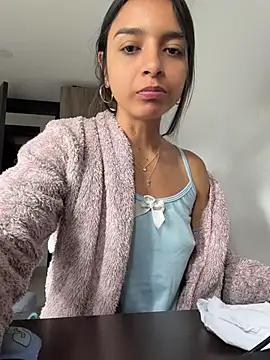 violeta365 online show from July 27, 2026, 2:13 pm