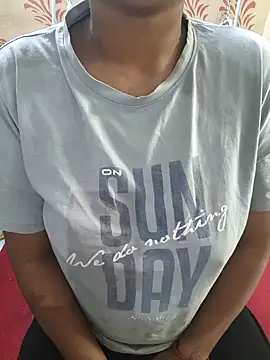 hot richa online show from December 19, 2025, 6:09 am