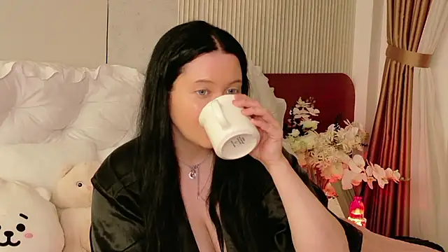 Felicia Herceg online show from January 15, 2026, 11:15 am