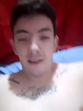 Snapshot of Argentino_96 chatting on October 25, 2025, 5:51 pm Argentino 96 online show from October 25, 2025, 5:51 pm