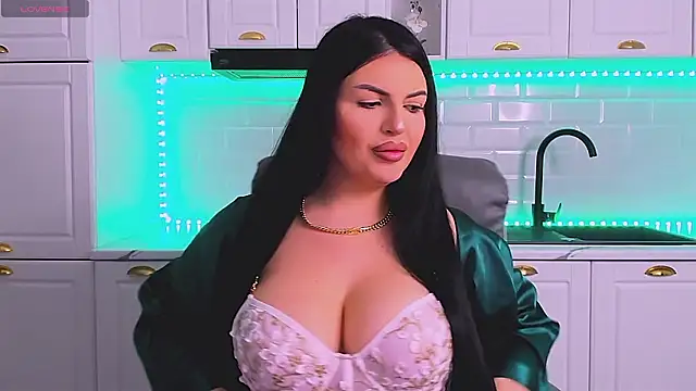 RheaLynn online show from February 5, 2026, 9:08 pm