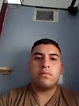 Snapshot of Achi09 chatting on October 20, 2025, 7:36 pm Achi09 online show from October 20, 2025, 7:36 pm