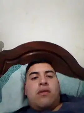 Snapshot of Achi09 chatting on October 22, 2025, 10:53 pm Achi09 online show from October 22, 2025, 10:53 pm