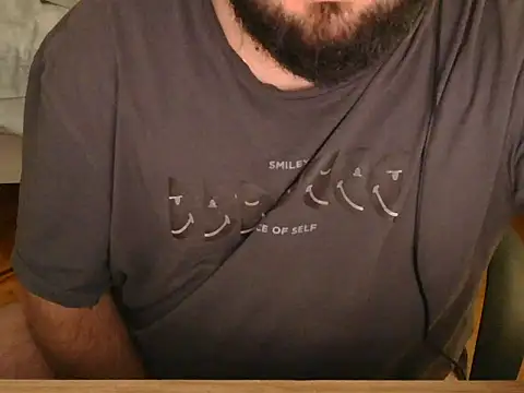 Snapshot of moneyman_11 chatting on May 22, 2026, 4:01 pm moneyman 11 online show from May 22, 2026, 4:01 pm