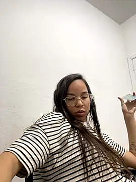 Snapshot of Bab_Angel chatting on October 20, 2025, 2:23 am Bab Angel online show from October 20, 2025, 2:23 am