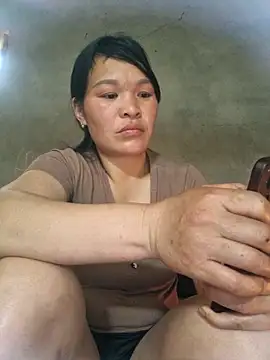 chipu06 online show from April 5, 2026, 3:58 am