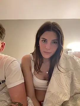 Snapshot of Brunnettebabe007 chatting on November 13, 2025, 10:41 pm Brunnettebabe007 online show from November 13, 2025, 10:41 pm