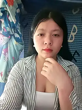 lisa-bae00 online show from March 27, 2026, 12:27 am