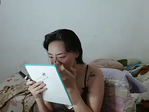 Snapshot of fresita_streamer chatting on November 14, 2025, 5:06 am fresita streamer online show from November 14, 2025, 5:06 am