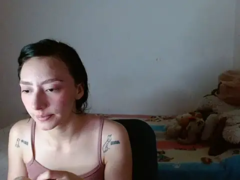 Snapshot of fresita_streamer chatting on November 30, 2025, 2:10 pm fresita streamer online show from November 30, 2025, 2:10 pm