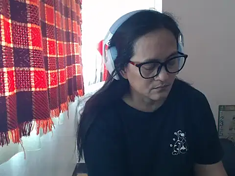 Kinkybela2025 online show from June 7, 2026, 12:37 am