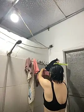 Deer nice online show from November 8, 2025, 11:32 am