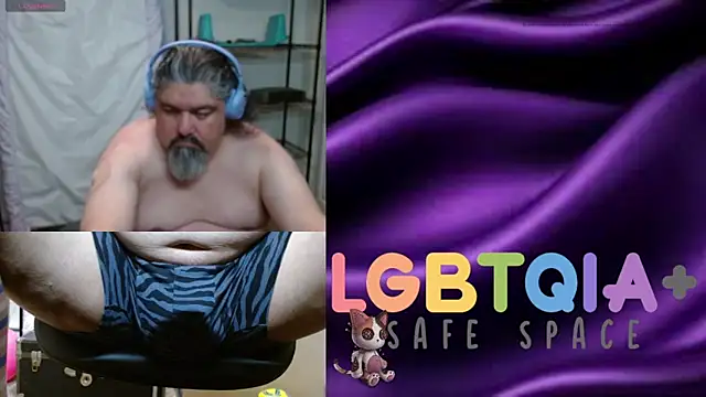 geekycastillo online show from March 12, 2026, 4:40 am