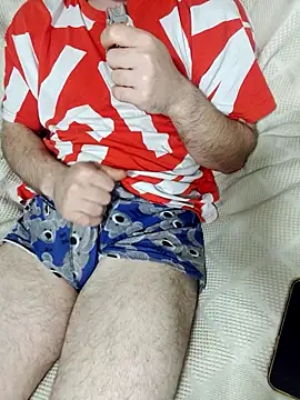 lazzzz09 online show from December 22, 2025, 7:44 pm