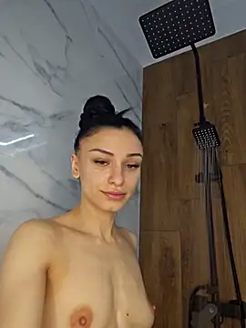 Snapshot of BiancaNovaa chatting on November 29, 2025, 9:45 am BiancaNovaa online show from November 29, 2025, 9:45 am