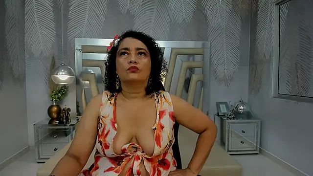 Bianca Millf online show from April 11, 2026, 4:17 am