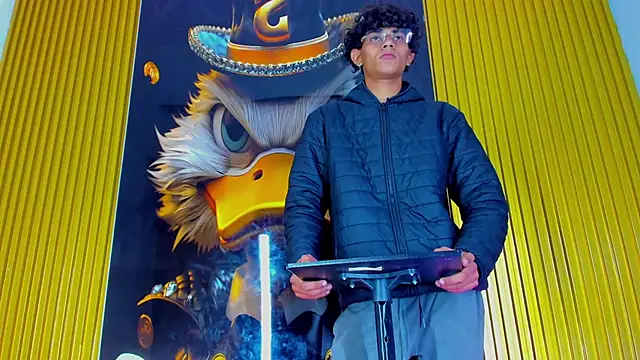 Snapshot of Sex_Boy_33_ chatting on October 20, 2025, 2:17 pm Sex Boy 33 online show from October 20, 2025, 2:17 pm