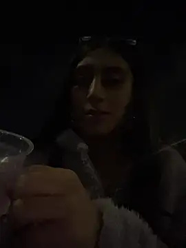 Violeet-Smith online show from March 5, 2026, 2:07 am