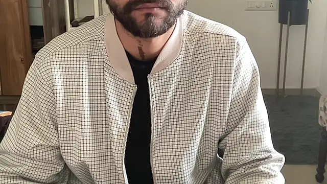 Snapshot of MakeMeAwareAah chatting on December 2, 2025, 4:18 am MakeMeAwareAah online show from December 2, 2025, 4:18 am