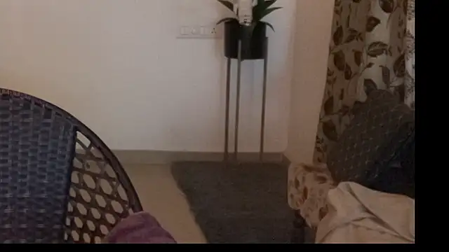 Snapshot of MakeMeAwareAah chatting on December 5, 2025, 1:03 am MakeMeAwareAah online show from December 5, 2025, 1:03 am