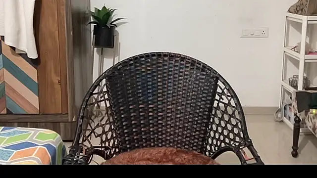 Snapshot of MakeMeAwareAah chatting on December 22, 2025, 4:37 pm MakeMeAwareAah online show from December 22, 2025, 4:37 pm