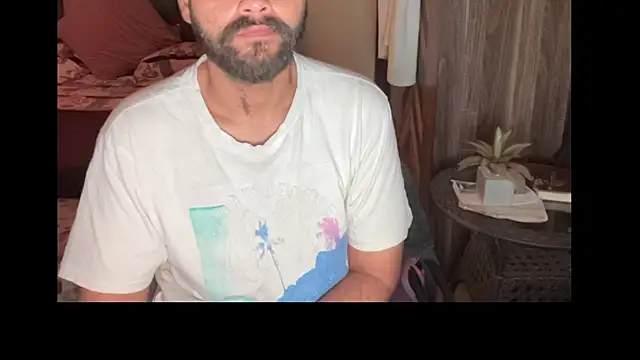 Snapshot of MakeMeAwareAah chatting on April 10, 2026, 3:28 pm MakeMeAwareAah online show from April 10, 2026, 3:28 pm