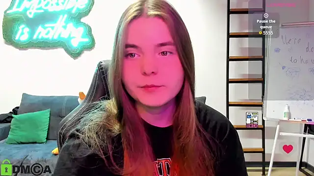 MiraaBloom online show from October 30, 2025, 2:18 pm