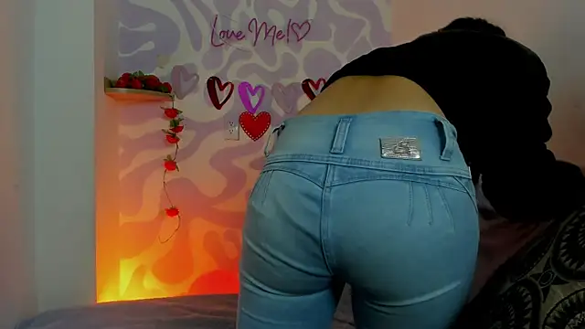 Snapshot of mia_scarlett7 chatting on February 26, 2026, 12:37 pm mia scarlett7 online show from February 26, 2026, 12:37 pm