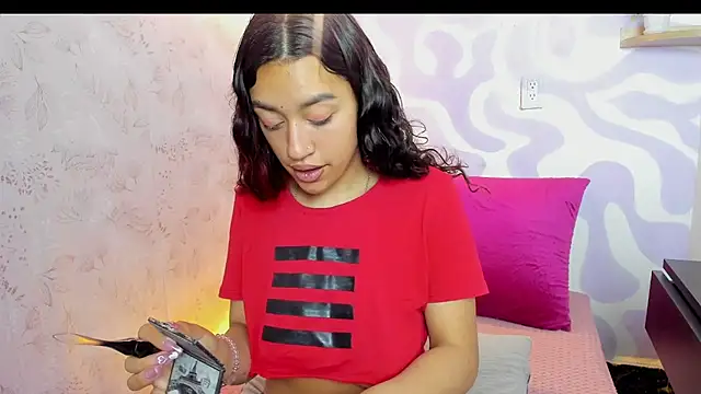 Snapshot of mia_scarlett7 chatting on March 17, 2026, 1:14 pm mia scarlett7 online show from March 17, 2026, 1:14 pm