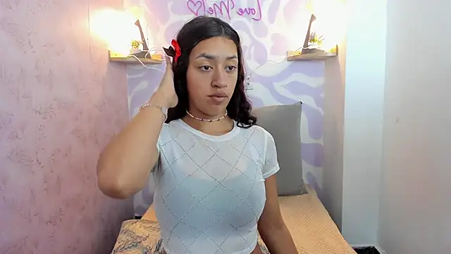 Snapshot of mia_scarlett7 chatting on May 23, 2026, 1:37 pm mia scarlett7 online show from May 23, 2026, 1:37 pm