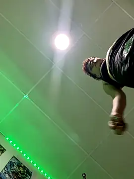 Abby Evanns1 online show from November 8, 2025, 1:28 am