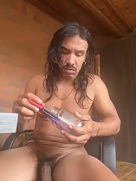 Snapshot of caiiobahia chatting on May 23, 2026, 2:32 pm caiiobahia online show from May 23, 2026, 2:32 pm