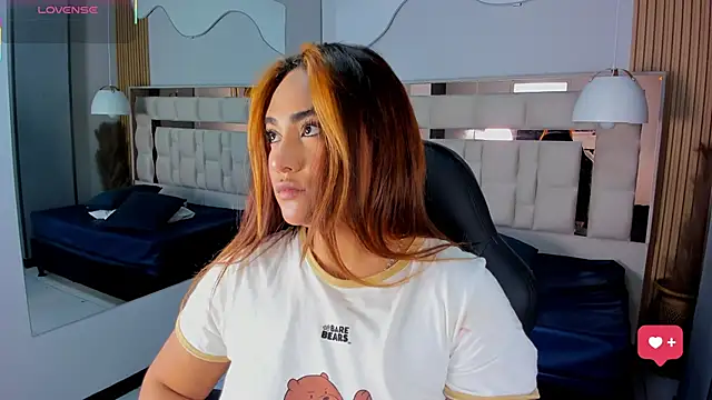 AnguelJones online show from November 25, 2025, 4:12 am