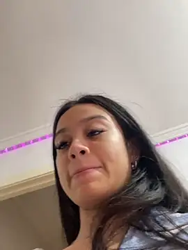 Snapshot of NinaFrost_ chatting on November 5, 2025, 8:03 am NinaFrost online show from November 5, 2025, 8:03 am