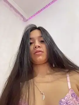 Snapshot of NinaFrost_ chatting on November 12, 2025, 8:04 am NinaFrost online show from November 12, 2025, 8:04 am