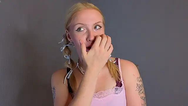 Snapshot of mcdony chatting on October 28, 2025, 1:58 pm mcdony online show from October 28, 2025, 1:58 pm