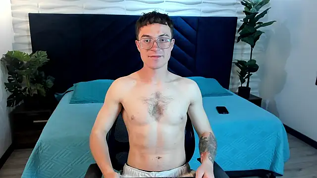 Lil James online show from April 4, 2026, 8:06 pm