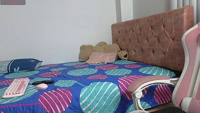 Valery lovexx online show from November 3, 2025, 11:04 pm