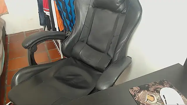 Alejandro Cutee online show from December 16, 2025, 4:50 am