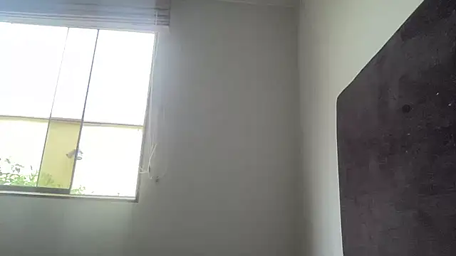 Kmiii21 online show from March 31, 2026, 4:29 pm