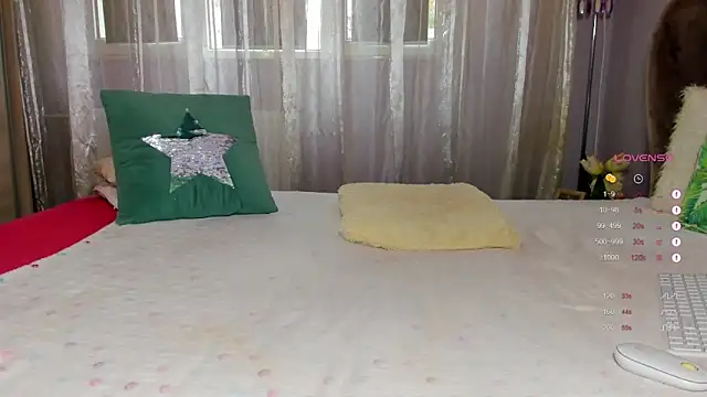 hot kitten online show from November 12, 2025, 8:59 am