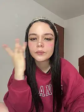 Snapshot of Selena_Roa chatting on February 2, 2026, 6:06 pm Selena Roa online show from February 2, 2026, 6:06 pm