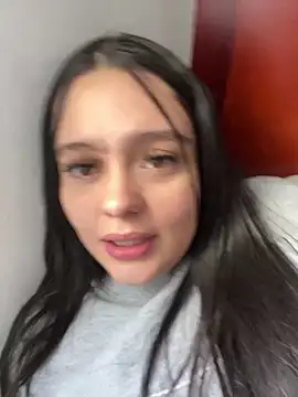 Selena Roa online show from April 14, 2026, 2:45 pm