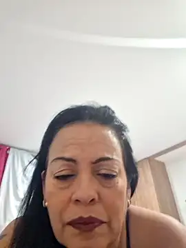 viviana-sexi online show from February 12, 2026, 1:55 am