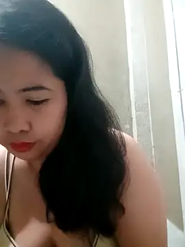 Snapshot of Creamy_Pussycat28 chatting on November 21, 2025, 9:35 pm Creamy Pussycat28 online show from November 21, 2025, 9:35 pm