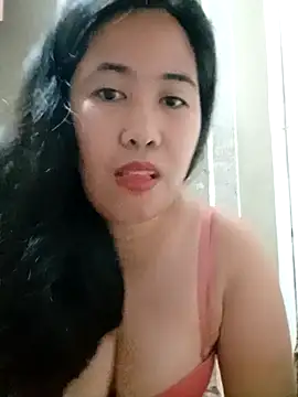 Snapshot of Creamy_Pussycat28 chatting on November 22, 2025, 9:14 pm Creamy Pussycat28 online show from November 22, 2025, 9:14 pm