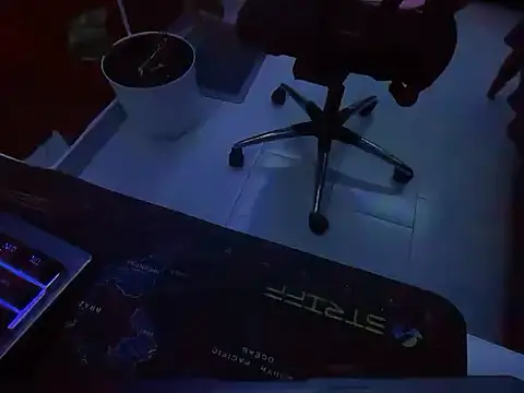 DoraMAYA online show from November 9, 2025, 3:21 pm